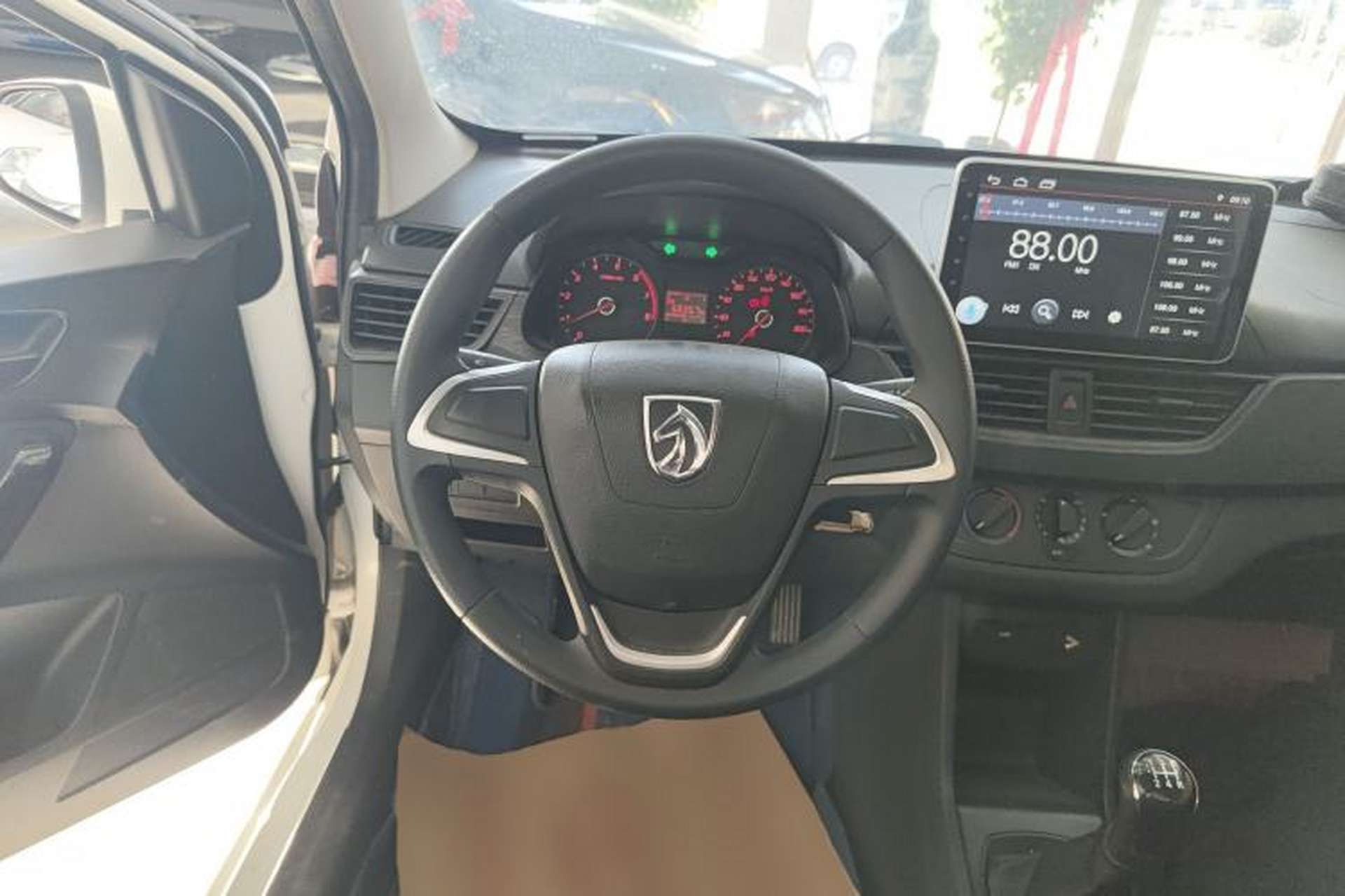 Used Baojun 310 2016 1.2L manual Comfort trim level Steering Wheel