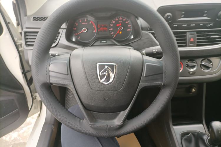 Used Baojun 310 2016 1.2L Manual Value Edition Steering Wheel