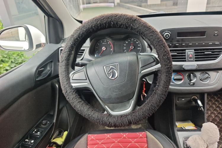 Used Baojun 310 2016 1.2L manual Comfort trim level Steering Wheel