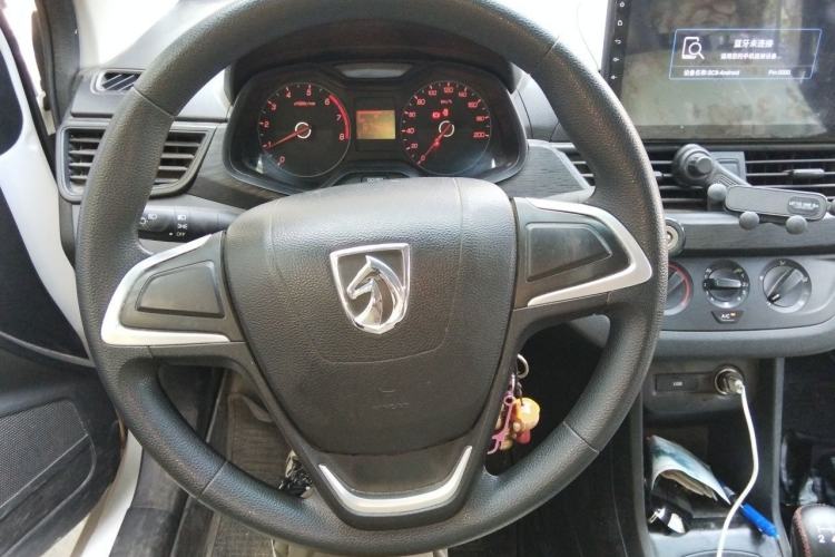 Used Baojun 310 2016 1.2L manual Comfort trim level Steering Wheel