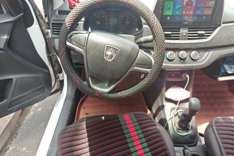 Used Baojun 310 2016 1.2L manual Comfort trim level Steering Wheel