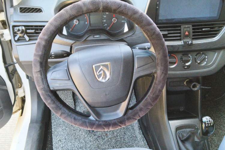 Used Baojun 310 2016 1.2L Manual Value Edition Steering Wheel