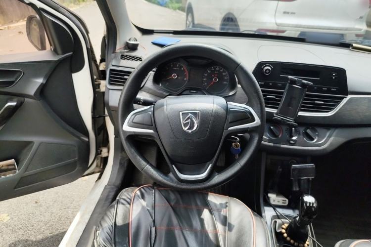 Used Baojun 310 2016 1.2L manual Comfort trim level Steering Wheel