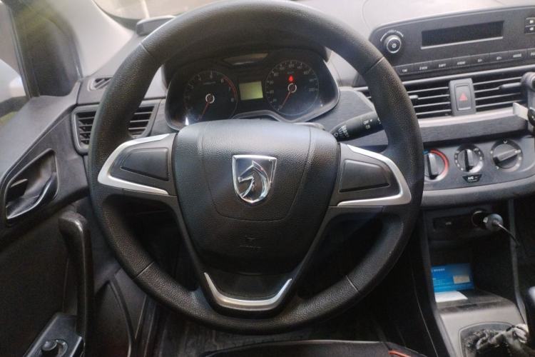 Used Baojun 310 2016 1.2L manual Comfort trim level Steering Wheel