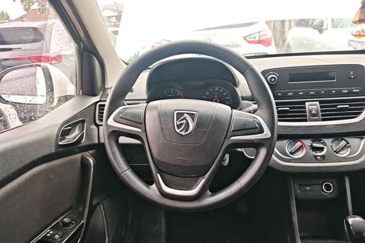Used Baojun 310 2016 1.2L manual Comfort trim level Steering Wheel