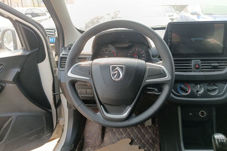 Used Baojun 310 2016 1.2L manual Comfort trim level Steering Wheel