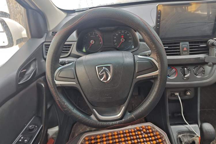 Used Baojun 310 2016 1.2L manual Comfort trim level Steering Wheel