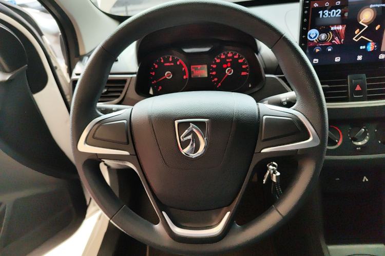 Used Baojun 310 2016 1.2L manual Comfort trim level Steering Wheel