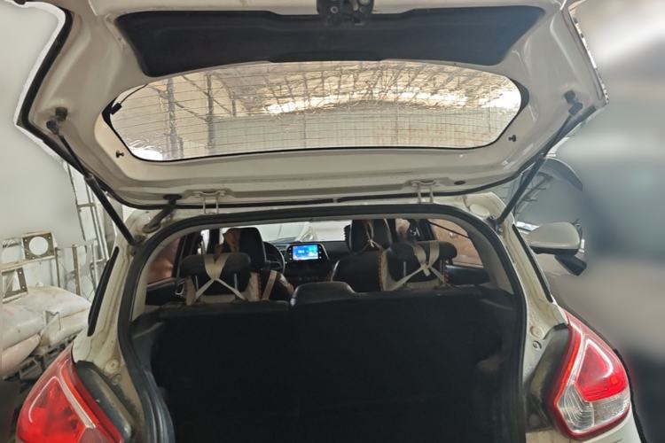 Used Baojun 310 2016 1.2L Manual Fashionable Edition Trunk