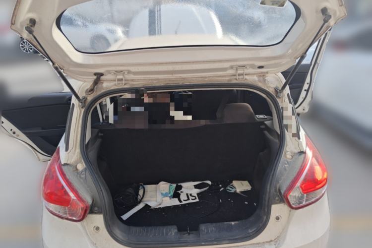 Used Baojun 310 2016 1.2L manual Comfort trim level Trunk
