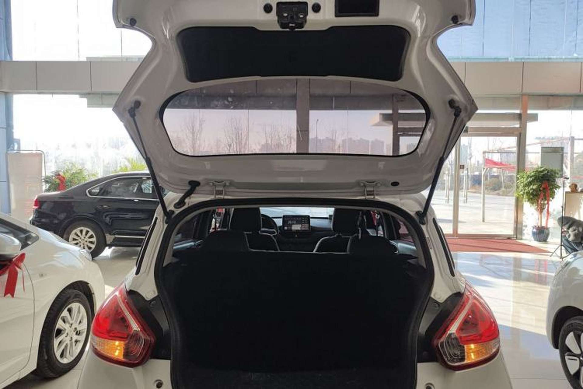 Used Baojun 310 2016 1.2L manual Comfort trim level Trunk