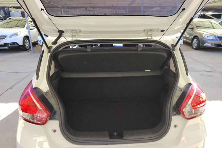 Used Baojun 310 2016 1.2L Manual Luxury Model Trunk