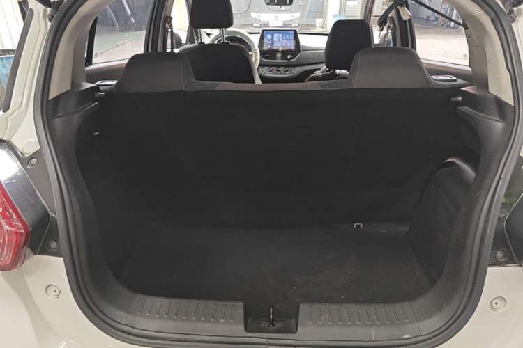 Used Baojun 310 2016 1.2L Manual Value Edition Trunk