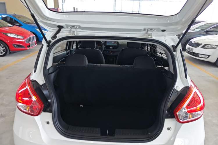 Used Baojun 310 2016 1.2L Manual Value Edition Trunk