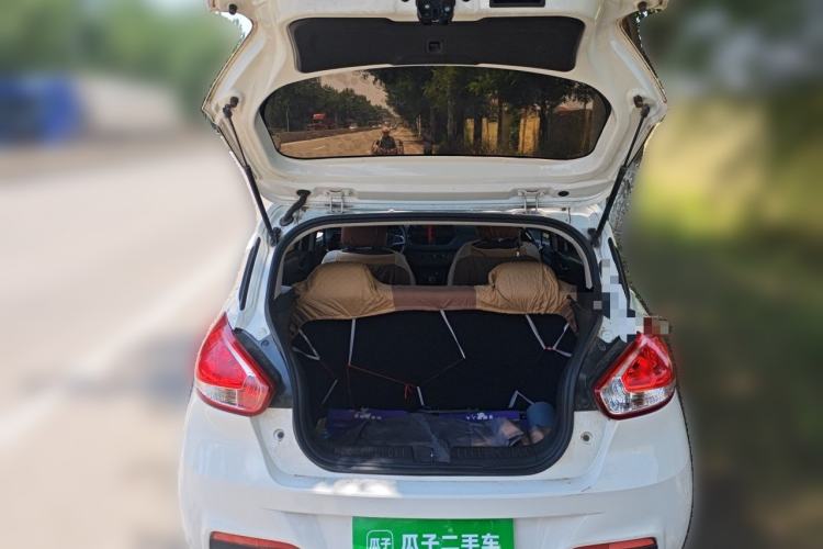 Used Baojun 310 2016 1.2L manual Comfort trim level Trunk