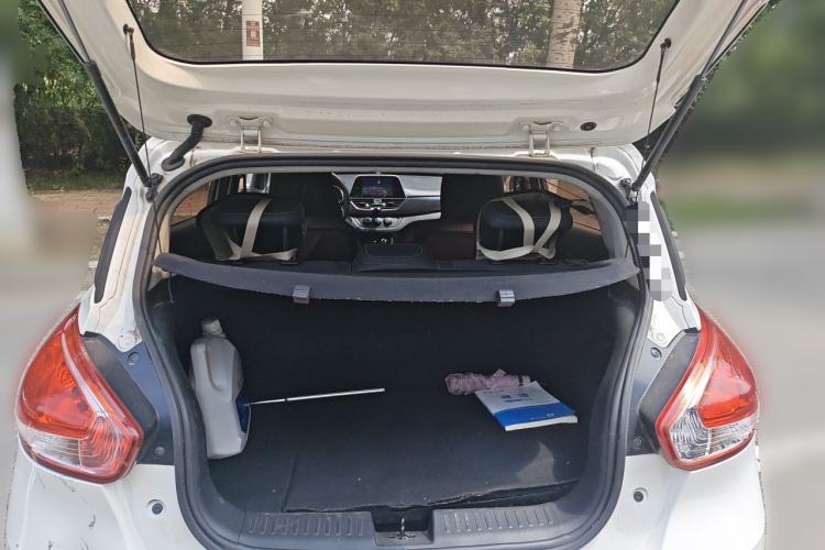 Used Baojun 310 2016 1.2L Manual Fashionable Edition Trunk