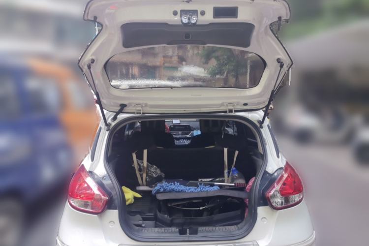 Used Baojun 310 2016 1.2L manual Comfort trim level Trunk
