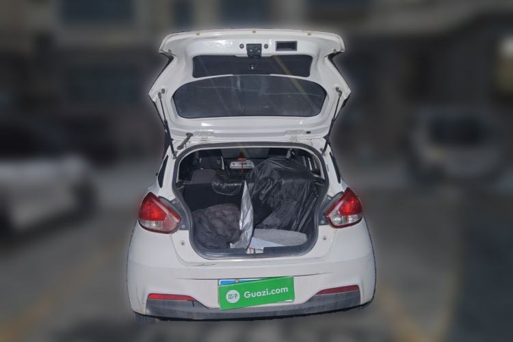 Used Baojun 310 2016 1.2L manual Comfort trim level Trunk