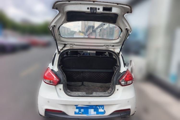 Used Baojun 310 2016 1.2L Manual Fashionable Edition Trunk