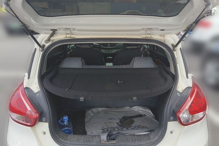 Used Baojun 310 2016 1.2L manual Comfort trim level Trunk