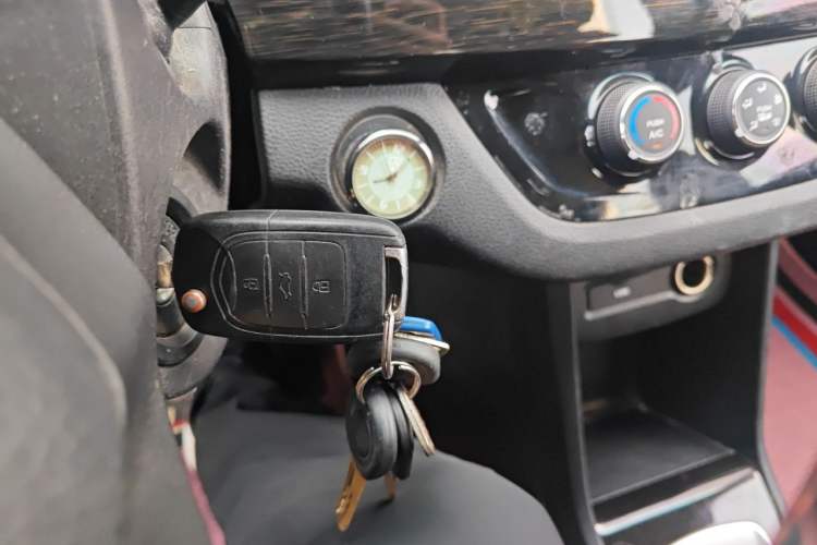Used Baojun 310 2016 1.2L Manual Luxury Model Vehicle Key