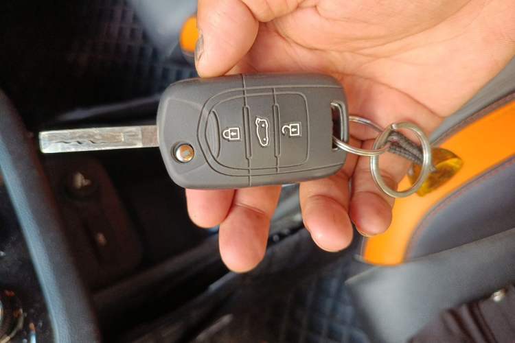 Used Baojun 310 2016 1.2L Manual Luxury Model Vehicle Key