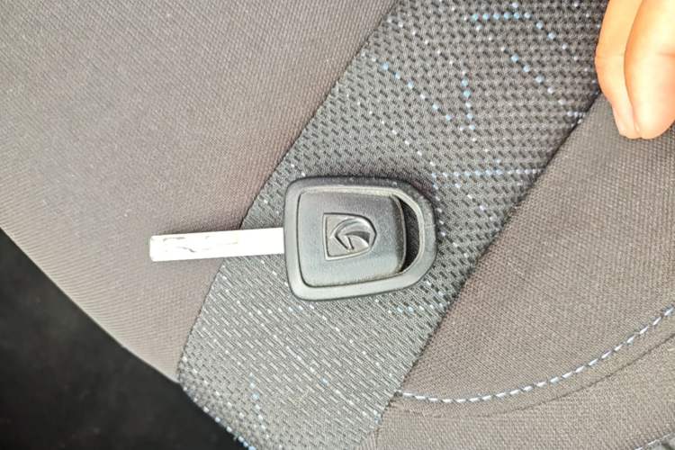 Used Baojun 310 2016 1.2L manual Comfort trim level Vehicle Key
