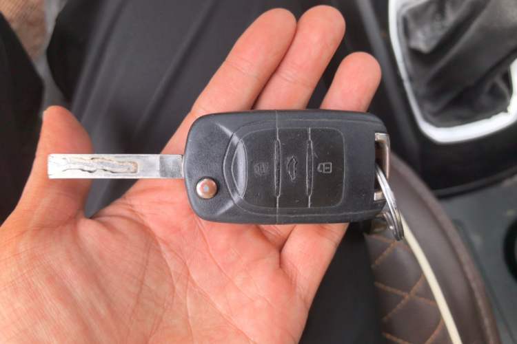 Used Baojun 310 2016 1.2L Manual Luxury Model Vehicle Key