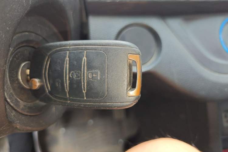 Used Baojun 310 2016 1.2L manual Comfort trim level Vehicle Key