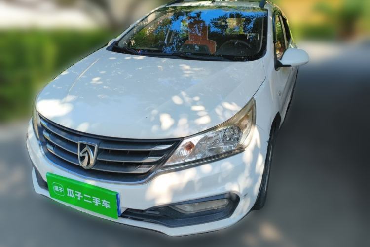 Used Baojun 310 2016 1.2L Manual Fashionable Edition Guazi used car, China used car export, Used car for sale, Used cars, Cheapest cars for sale
