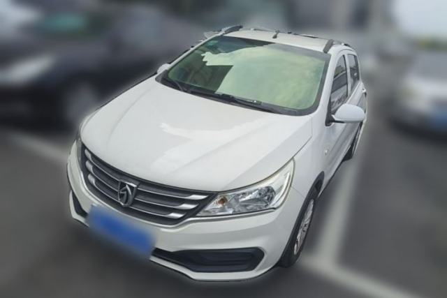Used Baojun 310 2016 1.2L manual Comfort trim level