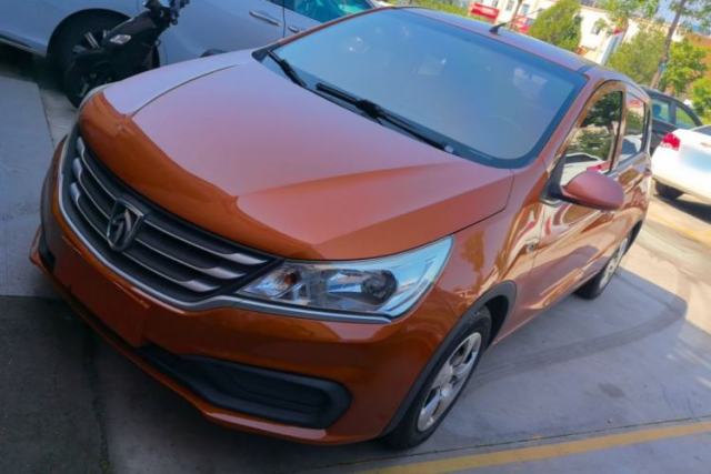 Used Baojun 310 2016 1.2L manual Comfort trim level