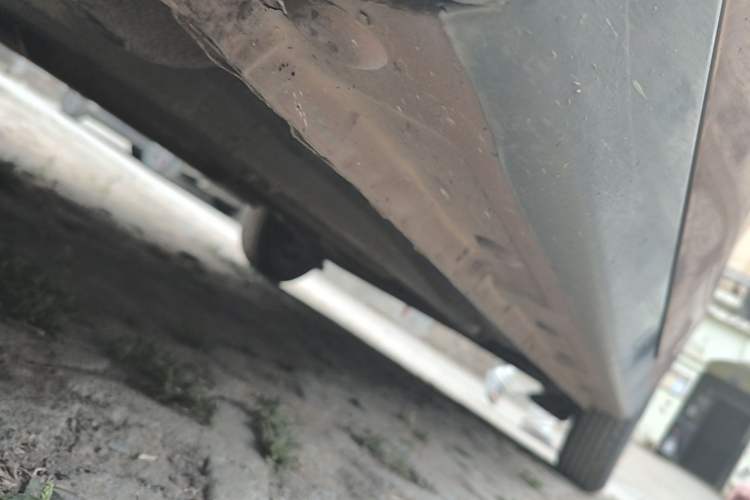 Used Baojun 310 2016 1.2L manual Comfort trim level Chassis Front Left