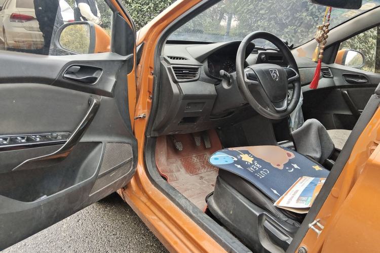 Used Baojun 310 2016 1.2L manual Comfort trim level Driver Seat