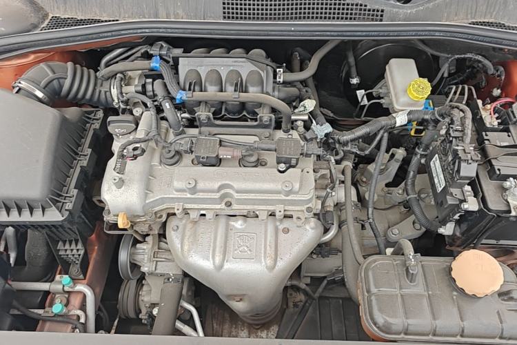 Used Baojun 310 2016 1.2L Manual Fashionable Edition Engine Bay