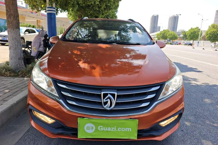 Used Baojun 310 2016 1.2L Manual Fashionable Edition Exterior 1