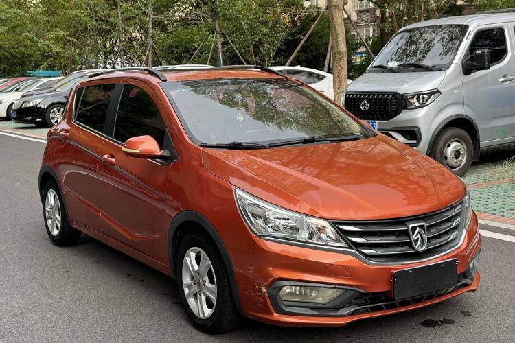 Used Baojun 310 2016 1.2L Manual Luxury Model Exterior 2