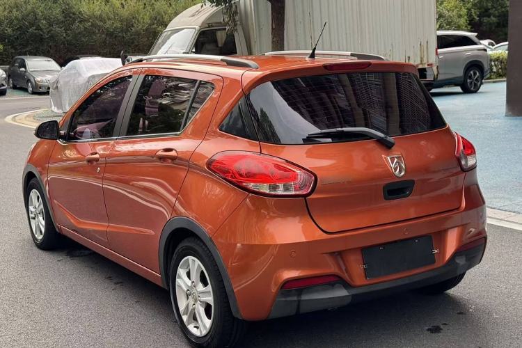 Used Baojun 310 2016 1.2L Manual Luxury Model Exterior 3