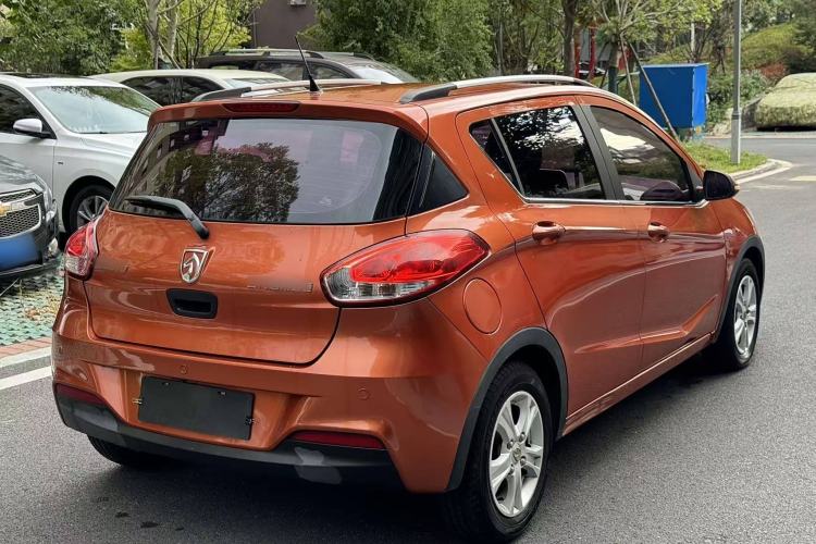 Used Baojun 310 2016 1.2L Manual Luxury Model Exterior 5