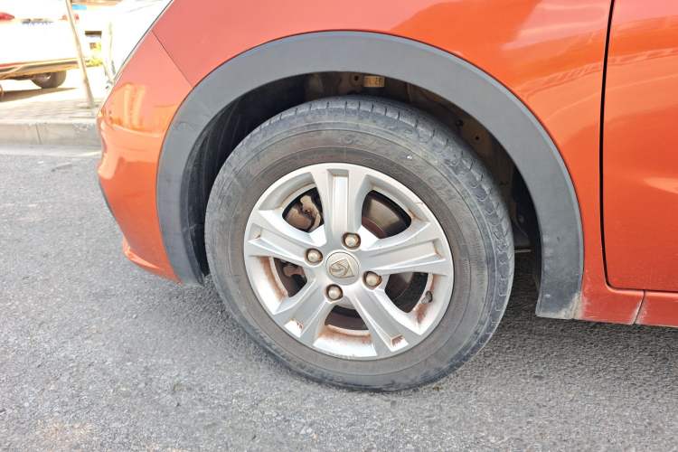 Used Baojun 310 2016 1.2L Manual Fashionable Edition Exterior 7