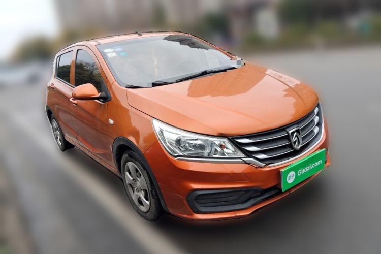 Used Baojun 310 2016 1.2L manual Comfort trim level Front Right 45 Deg