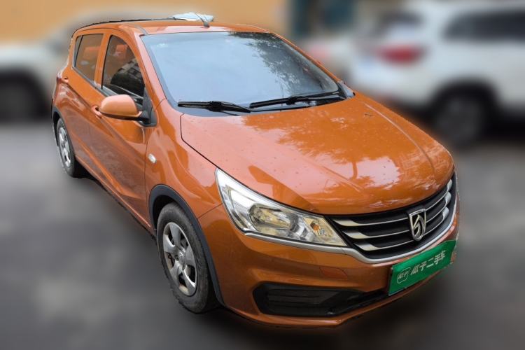 Used Baojun 310 2016 1.2L manual Comfort trim level Front Right 45 Deg