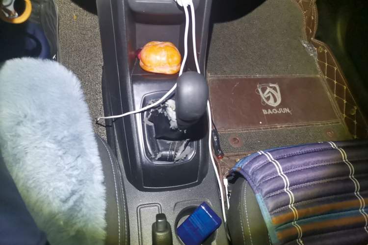Used Baojun 310 2016 1.2L manual Comfort trim level Gear Lever