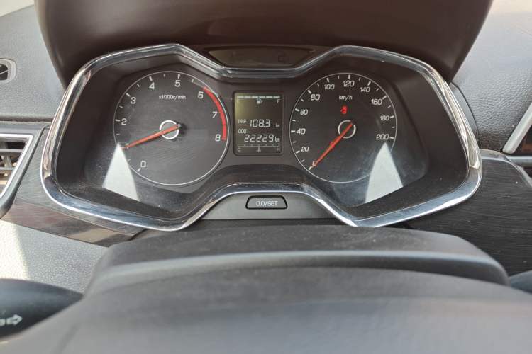 Used Baojun 310 2016 1.2L Manual Luxury Model Instrument Cluster