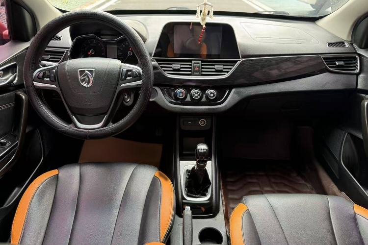 Used Baojun 310 2016 1.2L Manual Luxury Model Interior 1