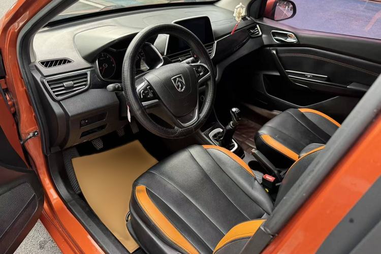 Used Baojun 310 2016 1.2L Manual Luxury Model Interior 2