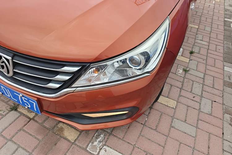 Used Baojun 310 2016 1.2L Manual Fashionable Edition Left Front Headlight