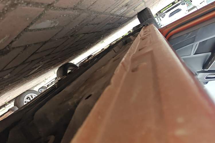 Used Baojun 310 2016 1.2L Manual Fashionable Edition Left Side Sill