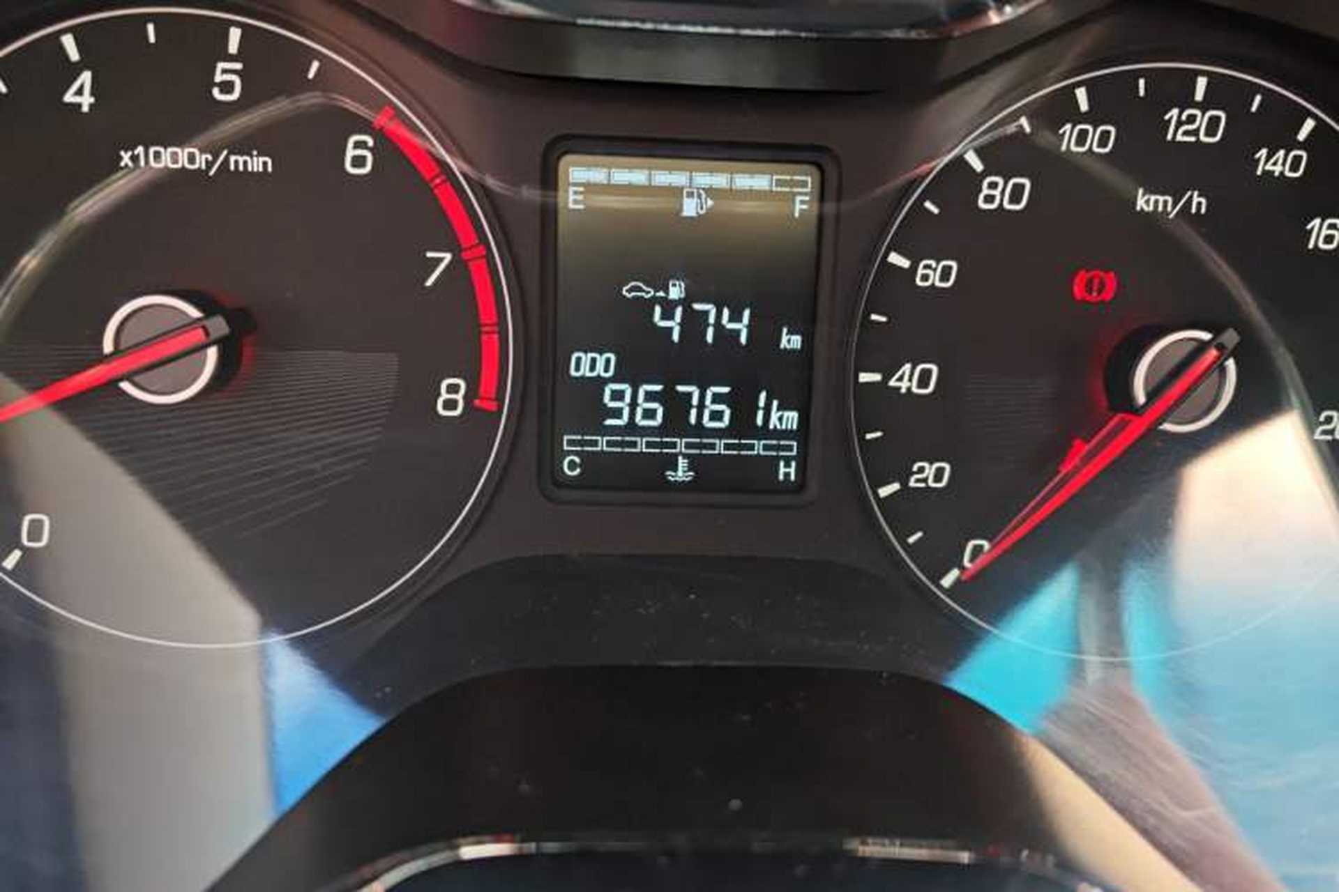 Used Baojun 310 2016 1.2L Manual Luxury Model Odometer Close Up