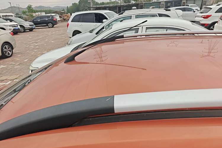 Used Baojun 310 2016 1.2L Manual Fashionable Edition Roof